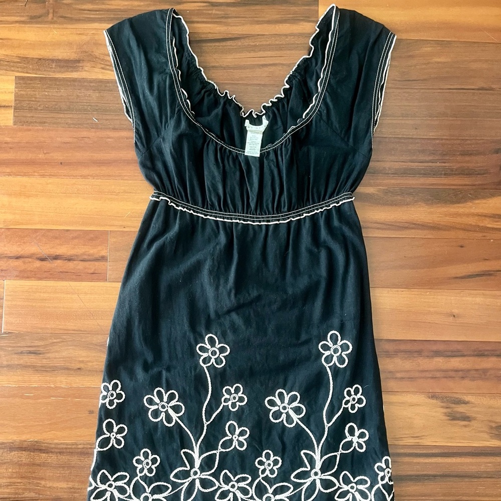 90s Max Studio dress with floral embroidery